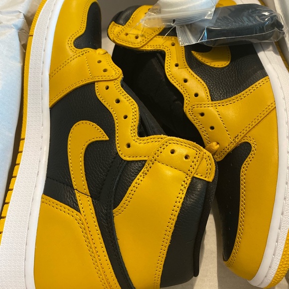 Air Jordan 1 High Retro “Pollen”❌SOLD❌ - Picture 10 of 16